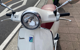 VESPA PRIMA BEIGE RA125