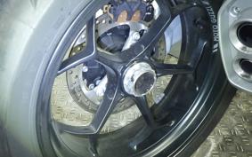 MOTO GUZZI V100 MANDELLO S 2023