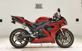 YAMAHA YZF-R1 2004
