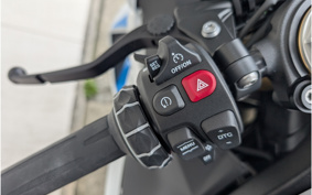 BMW S1000RR M 2025 0P21