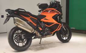 KTM 1290 SUPER ADVENTURE S 2024