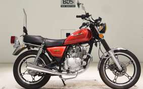 SUZUKI GN125 2015