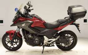 HONDA NC750X A 2018 RC90