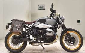 BMW R NINE T SCRAMBLER 2024