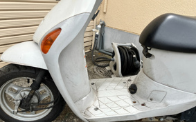 SUZUKI LETS4 CA41A