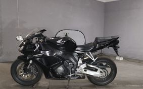 HONDA CBR1000RR SC57
