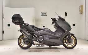 YAMAHA T-MAX 560 T 2021 SJ19J