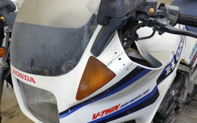HONDA VT250FE MC08