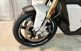 BMW S1000XR 2021 0E41
