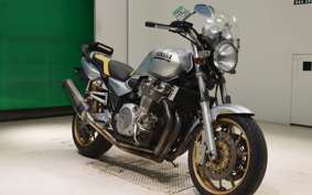 YAMAHA XJR1300 2000 RP03J