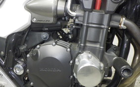 HONDA CB1300SB SUPER BOLDOR A 2011 SC54