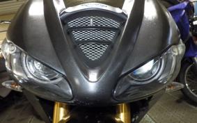 TRIUMPH DAYTONA 675 R 2011