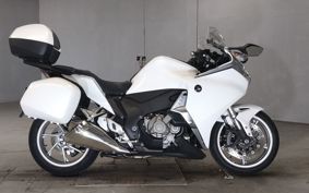 HONDA VFR1200F DCT SC63