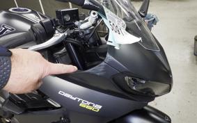 TRIUMPH DAYTONA 660 2024
