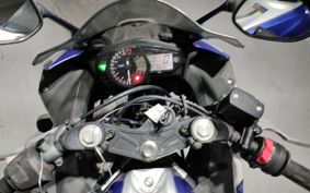 YAMAHA YZF-R25 RG10J