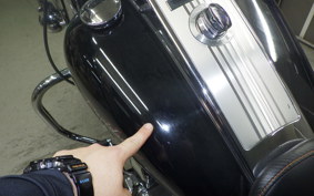 HARLEY FLHR 1690 2012