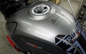 TRIUMPH TRIDENT 660 2023