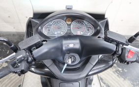 HONDA SILVERWING400GT 2012 NF03