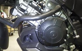 SUZUKI Vｽﾄﾛｰﾑ1000A 2019 VU51A