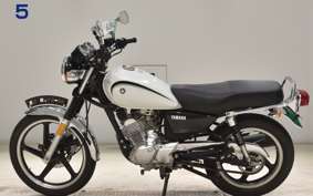 YAMAHA YB125SP