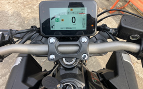 HONDA CB650R 2024 RH17