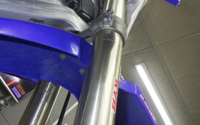 YAMAHA YZ125