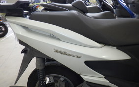 YAMAHA TRICITY 125 SE82J