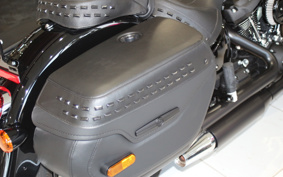 HARLEY  HARLEY FLHCS 2023 YBK