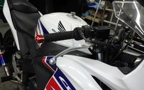 HONDA CBR125R JC50