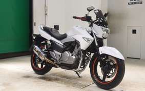 SUZUKI GSR250