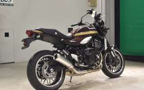KAWASAKI Z900RS 2025 ZR900K
