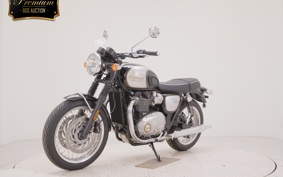 TRIUMPH BONNEVILLE T120 2025