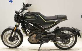 HUSQVARNA SVARTPILEN 401 2018