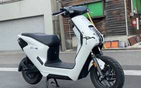 HONDA EM1 e: EF16
