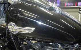 HARLEY FLBS 1870 2022