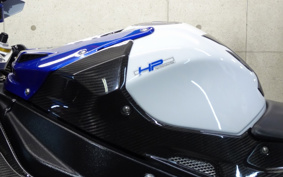 BMW HP4 2014 0D01