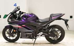 YAMAHA YZF-R25 A 2023 RG74J