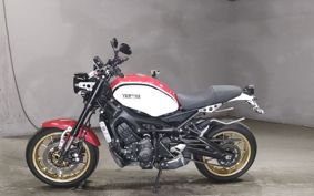YAMAHA XSR900 RN56J