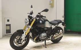 BMW R NINE T 2023