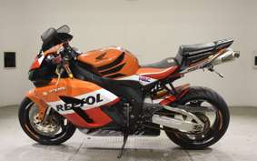 HONDA CBR1000RR 2006 SC57