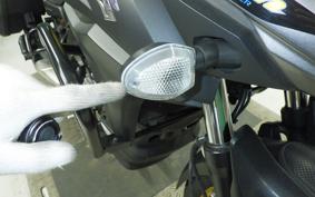 SUZUKI Vｽﾄﾛｰﾑ650XTA 2018 C733A