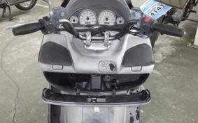 SUZUKI SKYWAVE 250 (Burgman 250) S 2