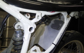 SUZUKI DJEBEL 200 (DR200SE)