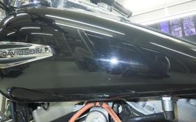 HARLEY FLD 1580 2012