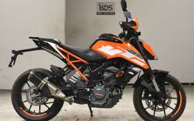 KTM 125 DUKE 2005
