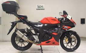 SUZUKI GSX-R125 2004 DL33B