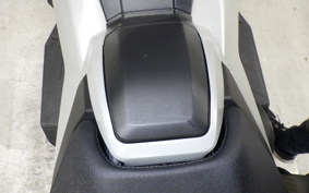 HONDA X-ADV 750 2025 RH21