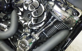 HARLEY FXBRS1870 2021