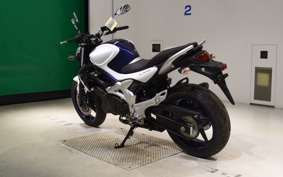 SUZUKI GLADIUS 2010 VK58A