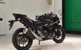 SUZUKI GSX250RA